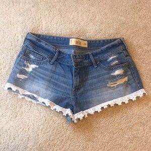 Hollister distressed shorts
